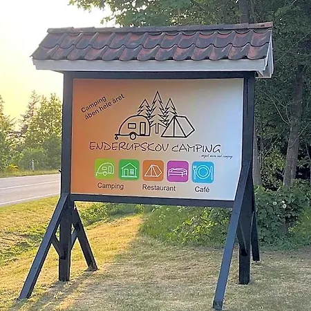 Enderupskov & 3*